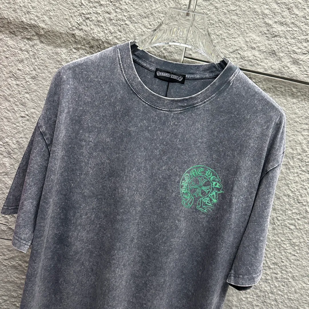 🅿️180 CH* Crow Heart* 2025 spring and summer new style Snowflake distressed washed retro round neck short sleeves Chest and front logo Horseshoe print Customized fabric Short-sleeved T-shirt Unisex Size: S M L XL XXL Color: Snowflake Black Snowflake Gray Snowflake Pink Snowflake Blue